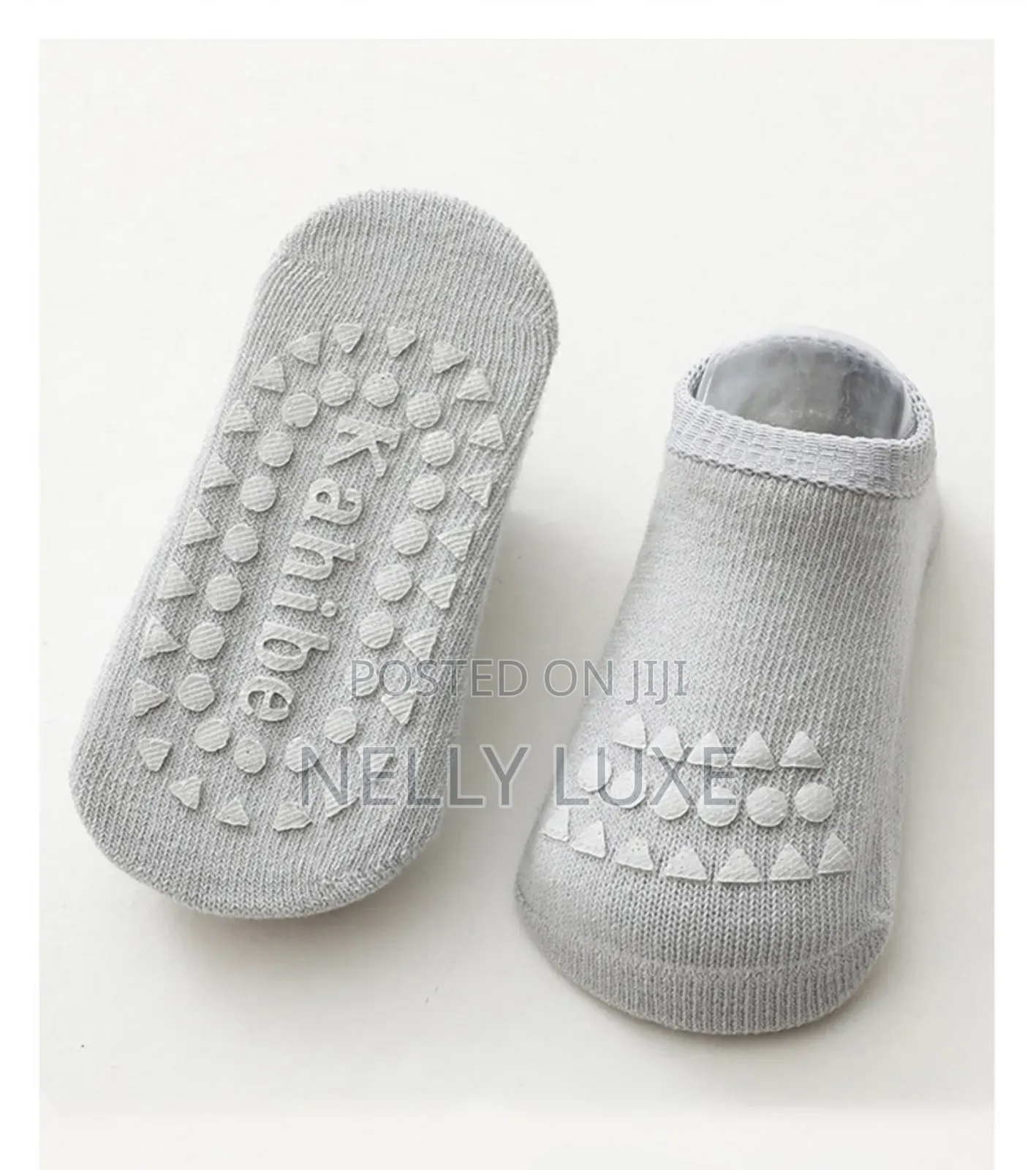 Anti Slip Knee Pad With Matching Socks