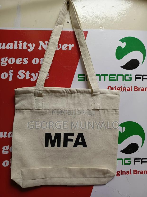 Sustainable Tote - main view