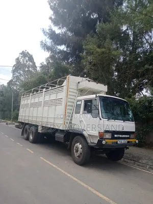 Open Body Ten Wheeler Truck for Logistics