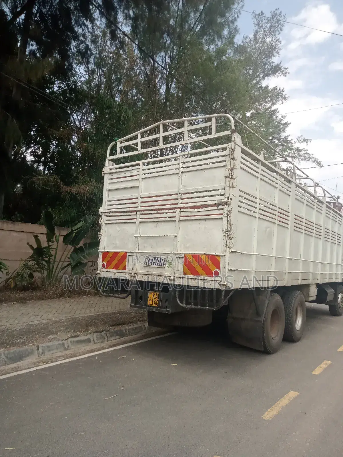 Open Body Ten Wheeler Truck for Logistics