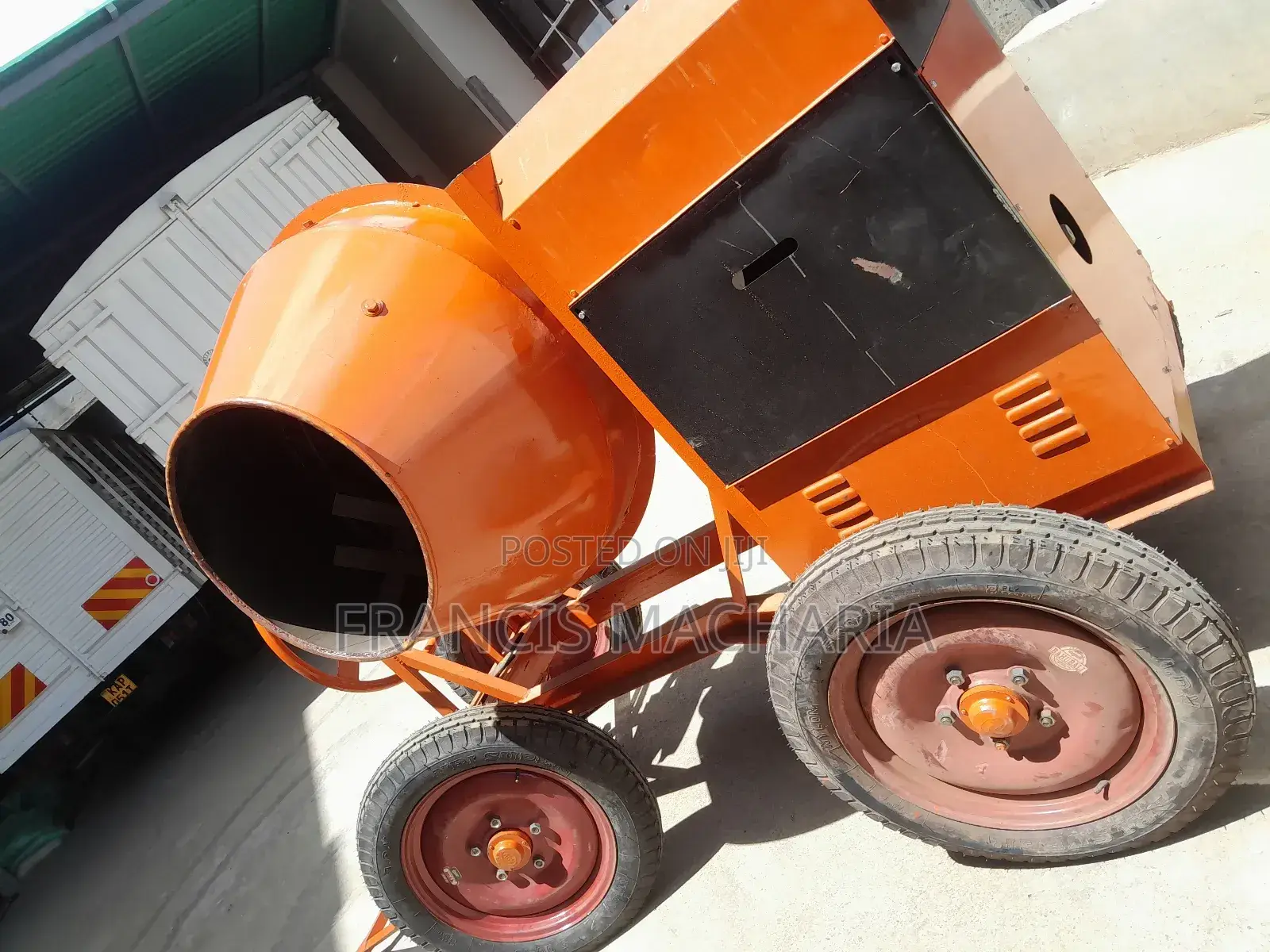 Building Concrete Mixer