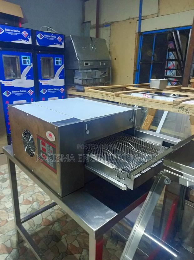 Pizza Conveyor Oven - main view