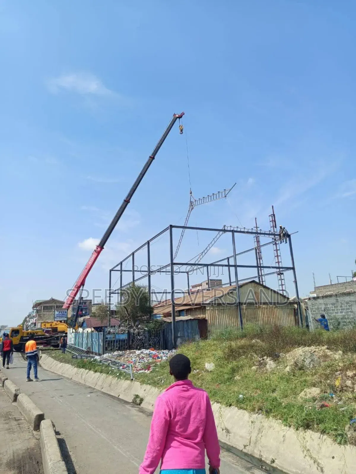 Crane for Heavy Lifting Tasks at Hand