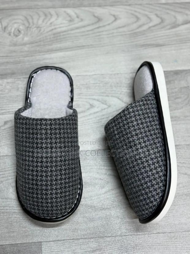 Indoor Sandals - thumbnail 2