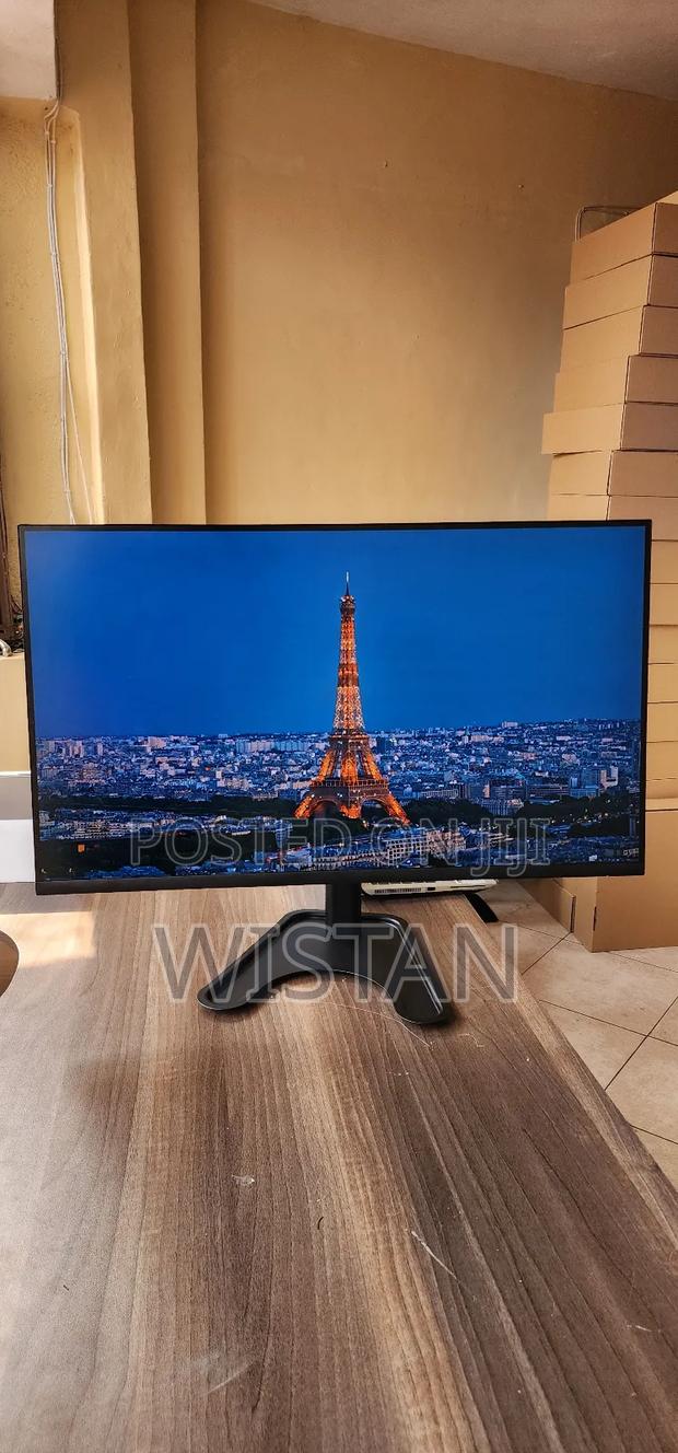  Resolution Dell 32" Frameless Monitor - thumbnail 2