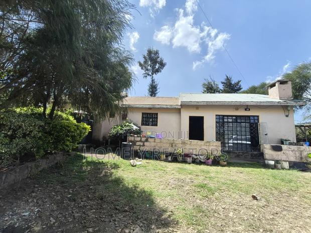 Residential Quarter Acre Plot on Sale in Kiserian With a 3-BDRM House - thumbnail 3