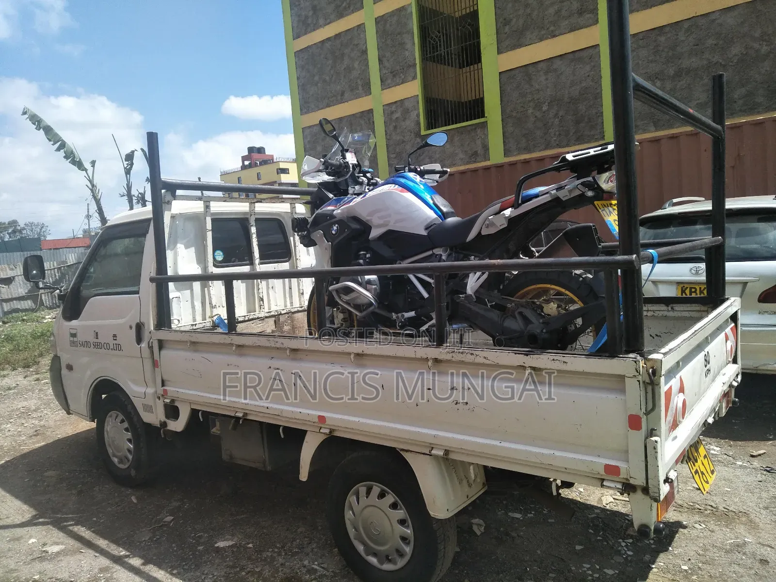 Light Cargo Transport