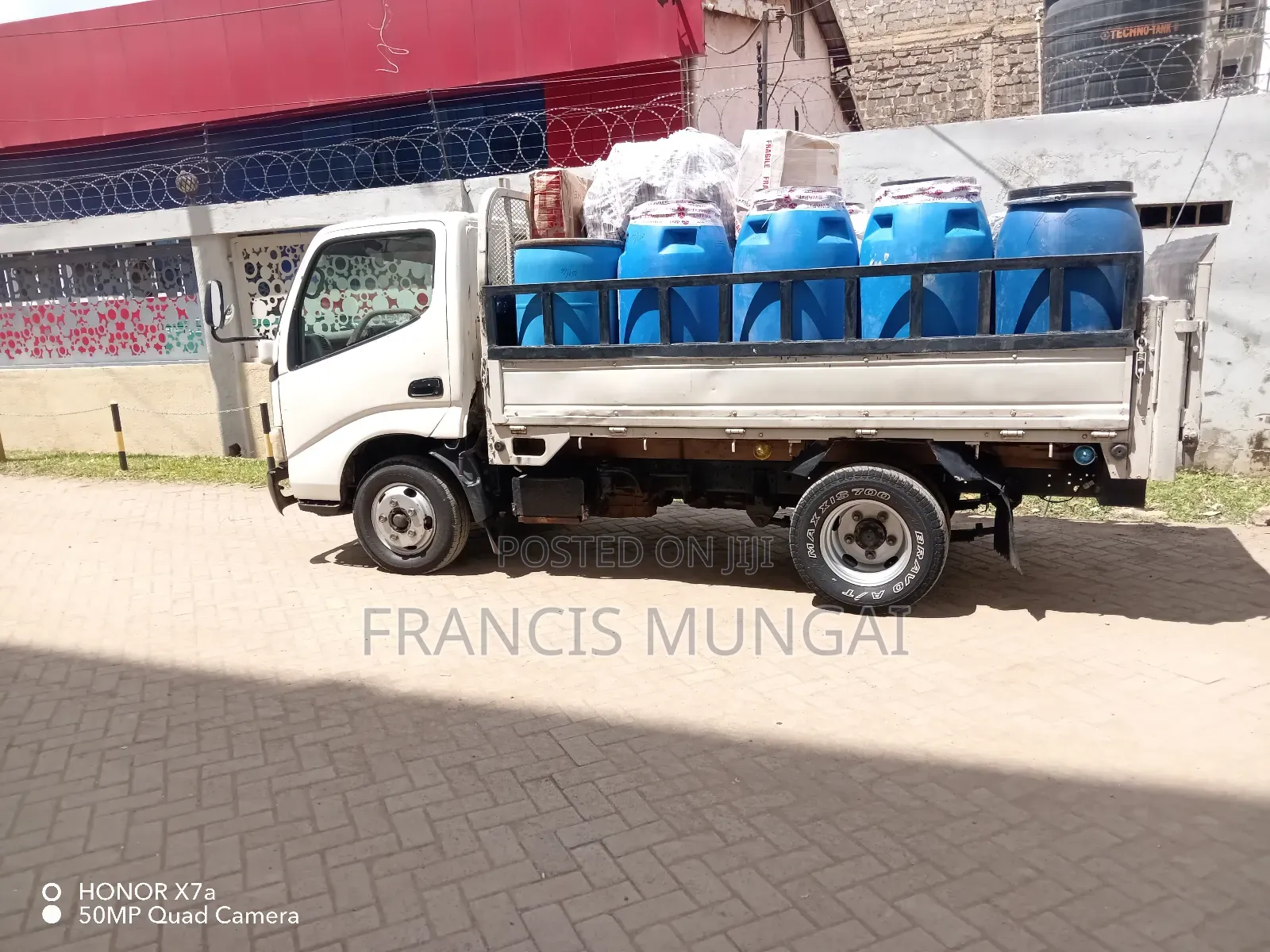 Light Cargo Transport
