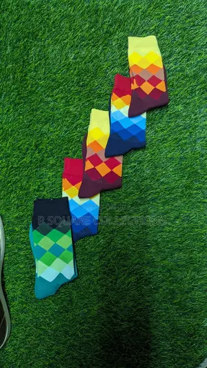 Men's Happy And Plain Socks