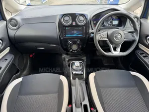 Nissan Note 2019 Blue