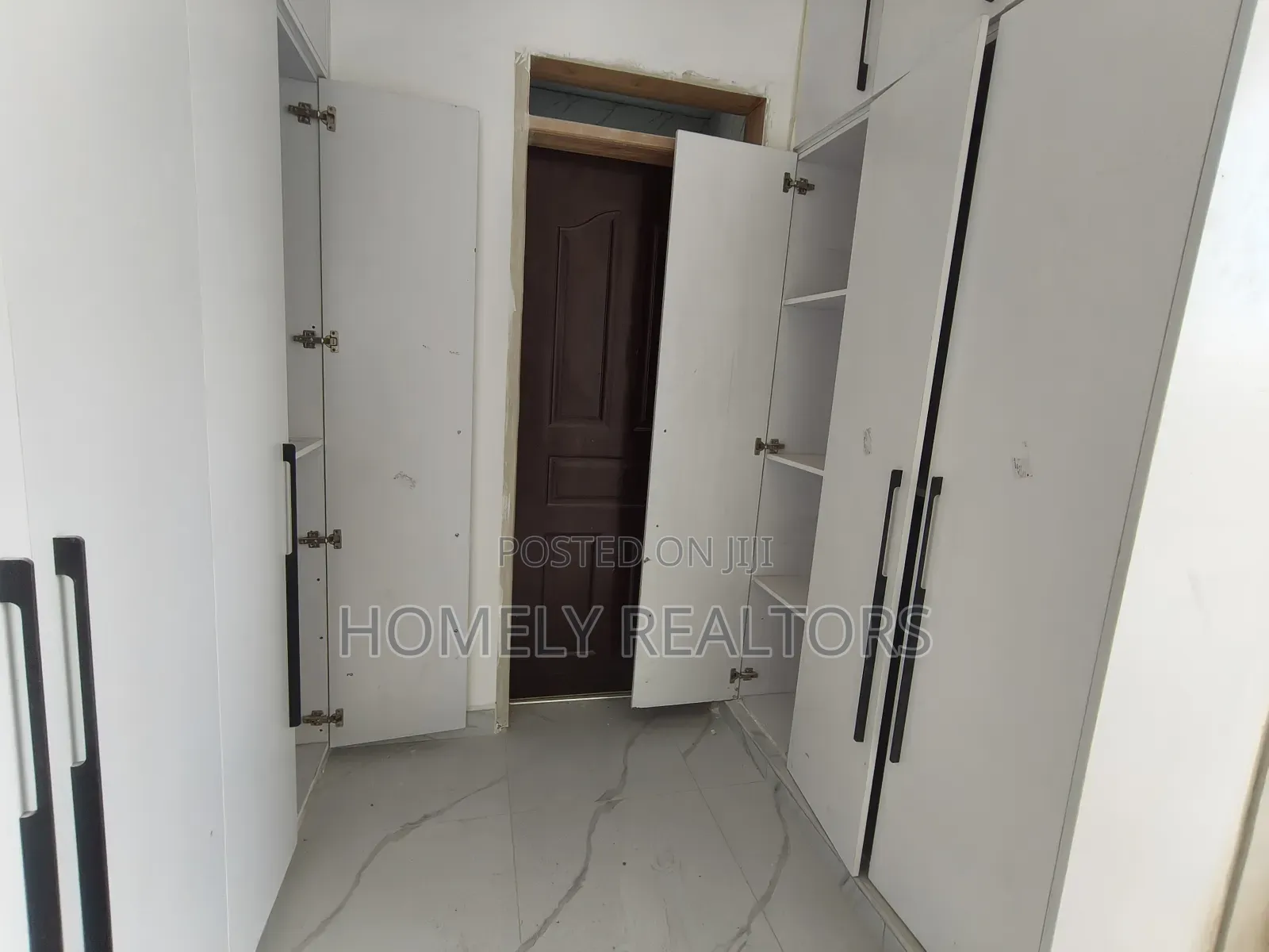 4bdrm Mansion in Gp Estate, Kiserian for sale