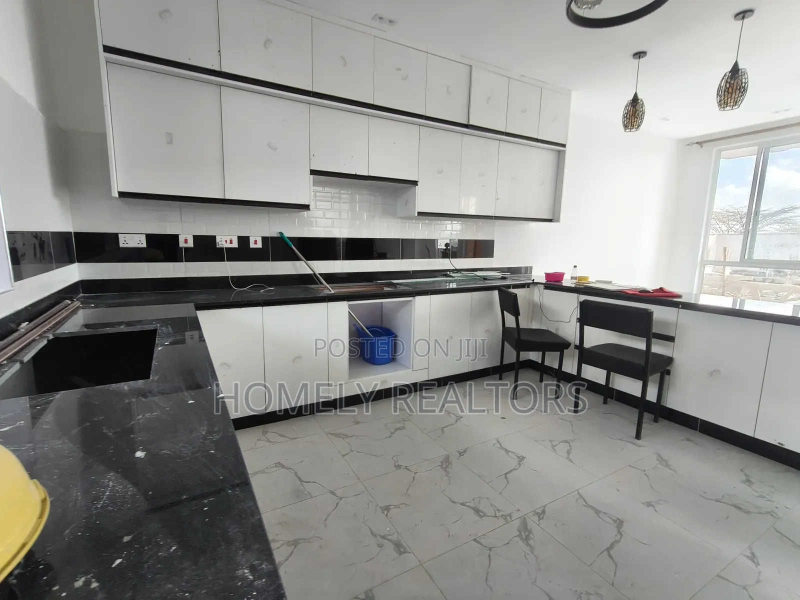 4bdrm Mansion in Gp Estate, Kiserian for sale