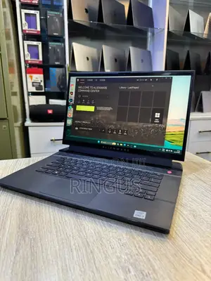 Laptop Dell Alienware M15 16GB Intel Core I7 SSD 1T