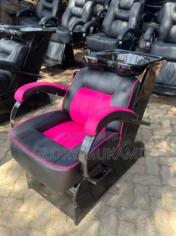 Pink Salon Sink Chair - main view