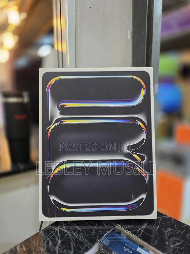 New Apple iPad Pro 512 GB Gray - main view