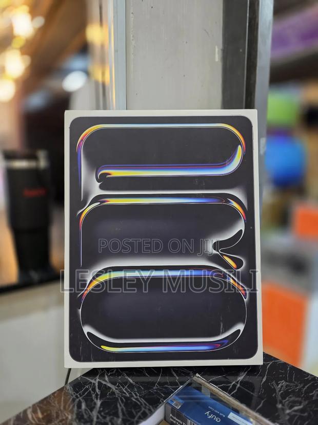 New Apple iPad Pro 512 GB Gray - thumbnail 2