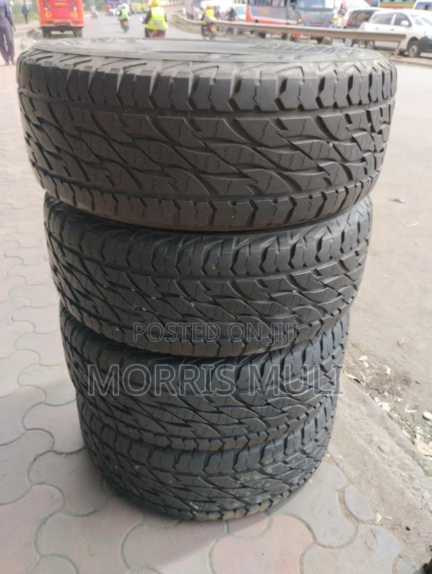 285/60r18 Bridgestone - main view