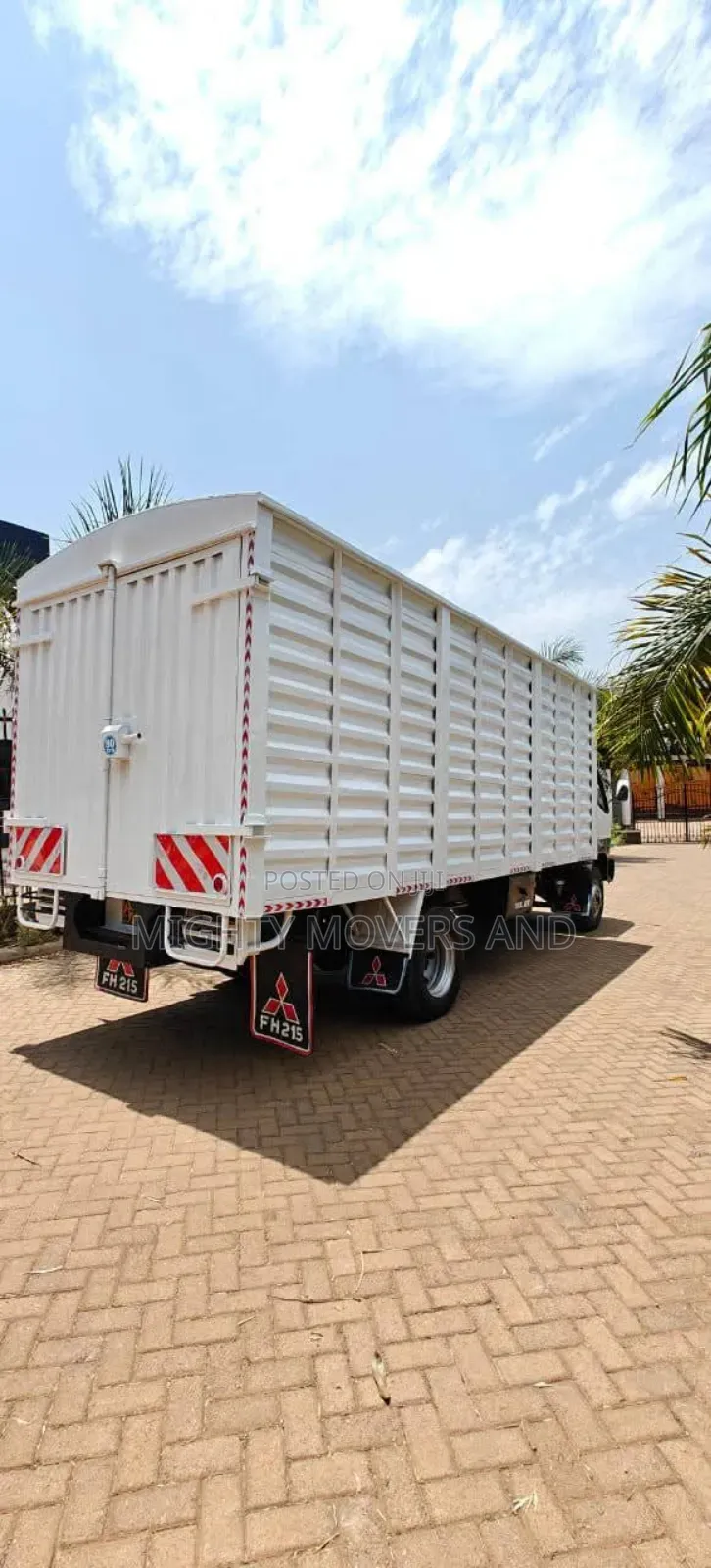 FRR/Fh Lorries for Errands and Transport Are Available