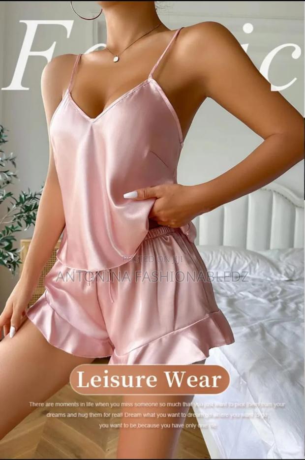 Ladies Night Gowns - thumbnail 2