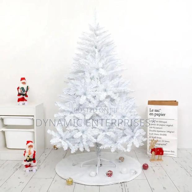 1.5m - 5ft White Artificial Christmas Tree - main view