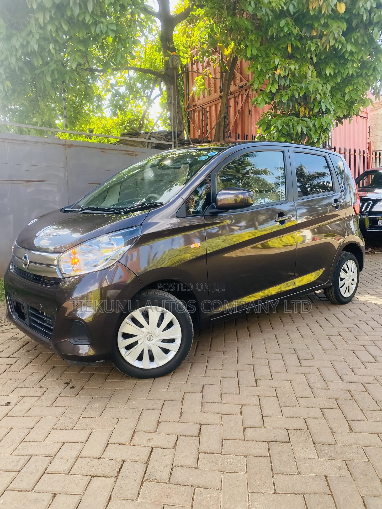 Nissan Dayz 2018 Brown