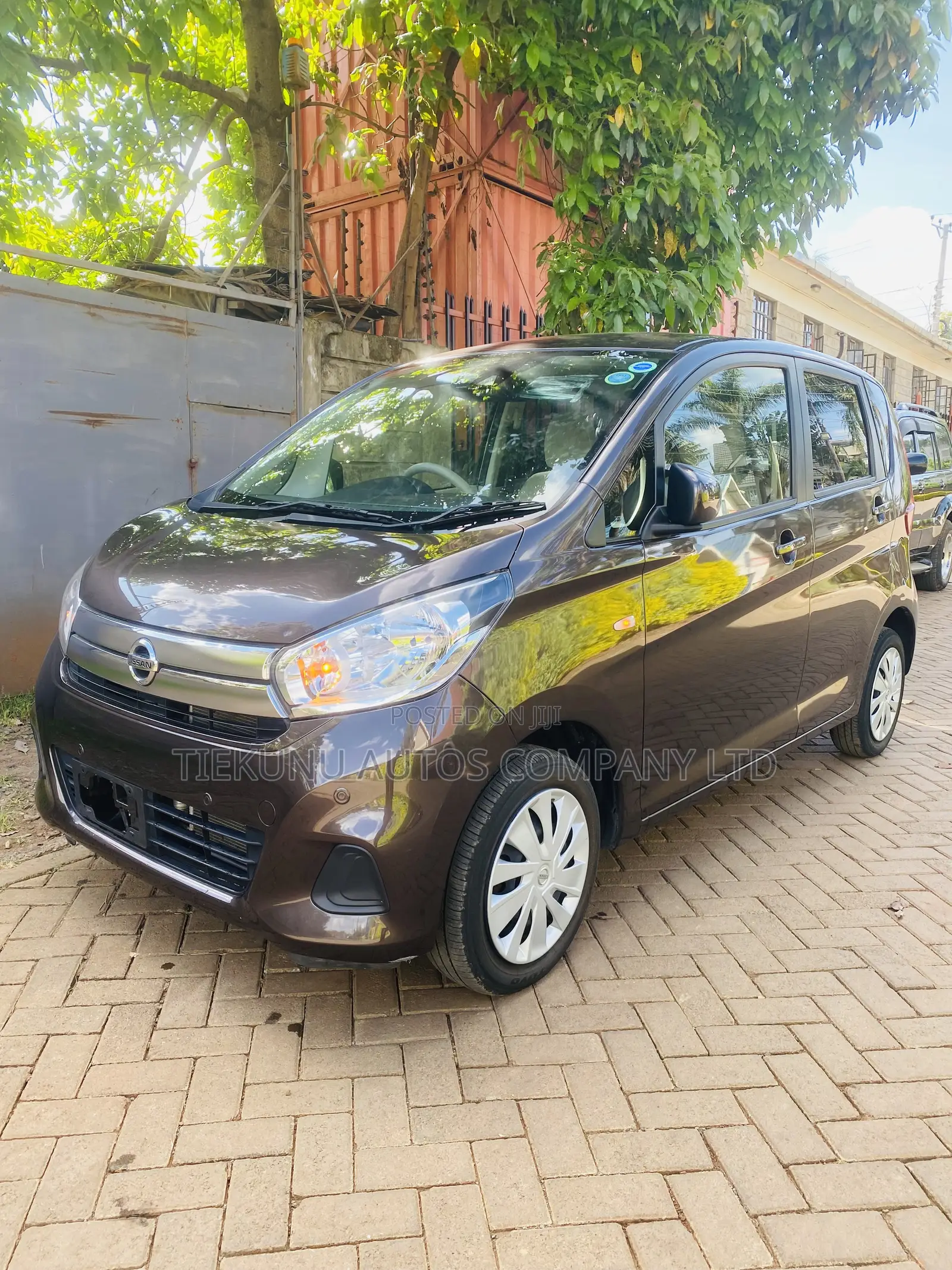 Nissan Dayz 2018 Brown