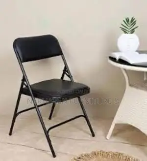 Stylish Foldable Chair – Compact and Modern Design