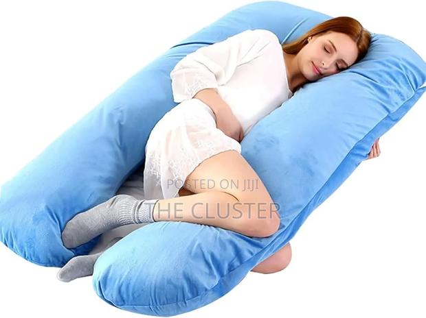 U Shaped Pregnancy Pillow - thumbnail 3