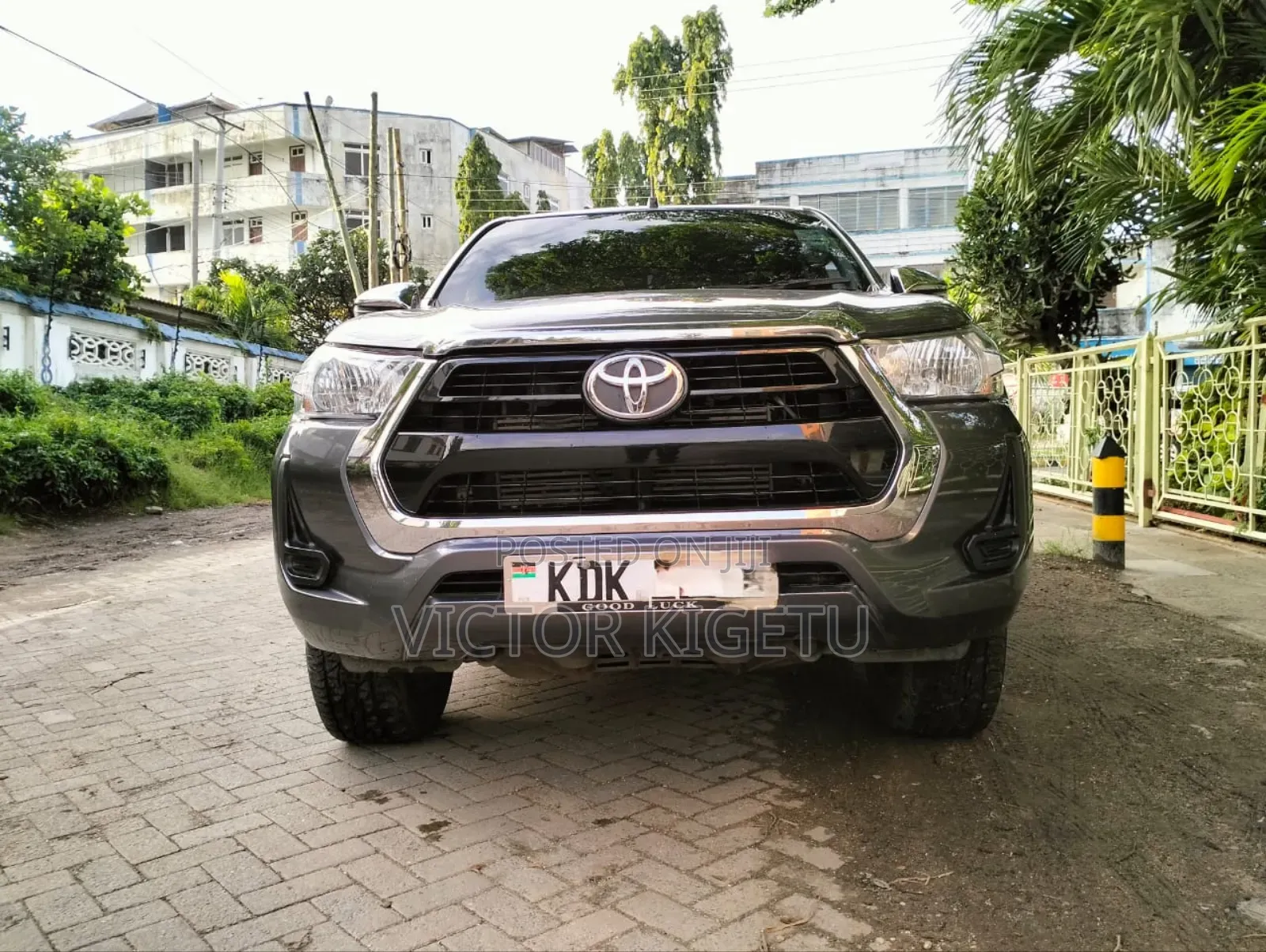 Toyota Hilux Revo Double Cab Deisel 2.4 AWD 2022 Brown