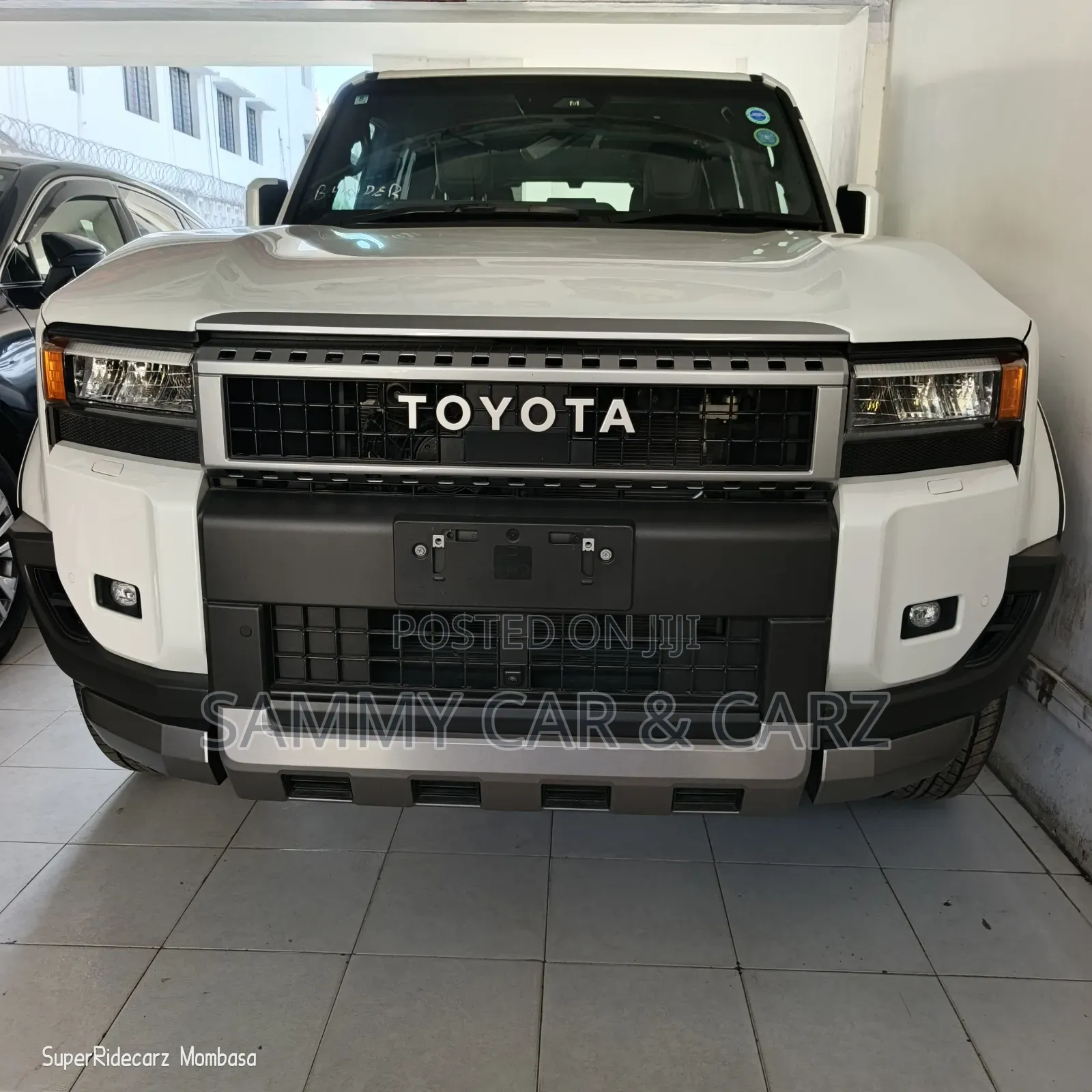 Toyota Land Cruiser Prado 2.8 2025 White