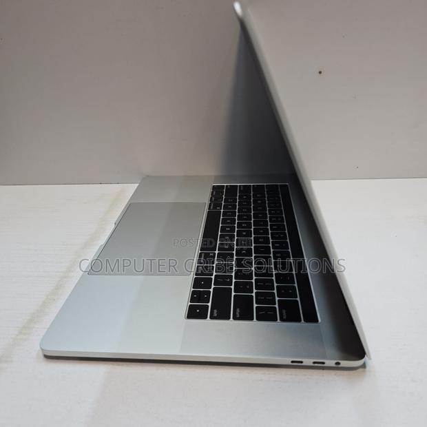 Laptop Apple MacBook Pro 2018 16GB Intel Core I7 SSD 512GB - thumbnail 4