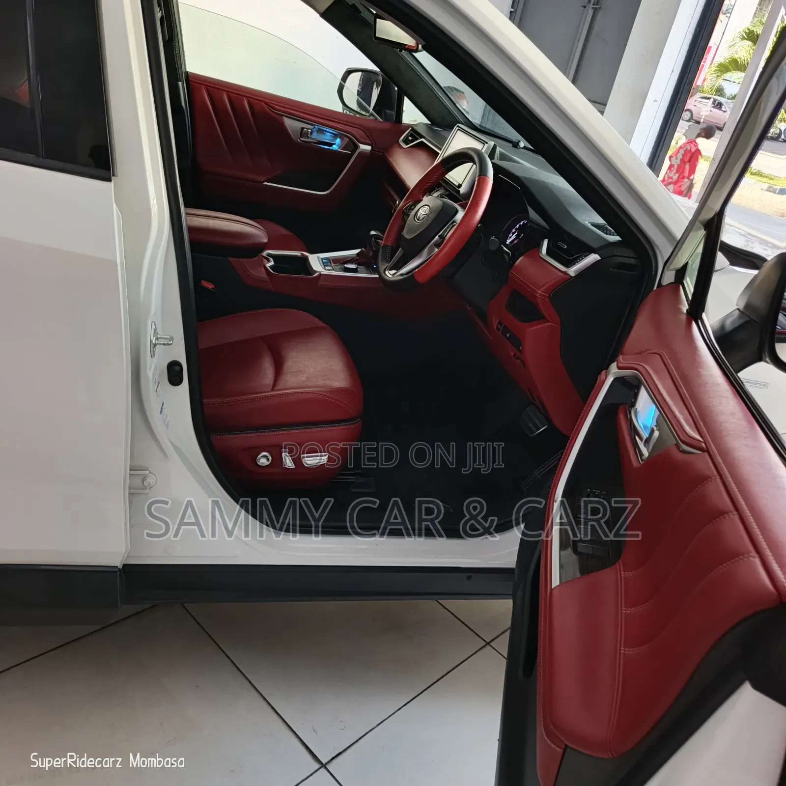 Toyota RAV4 2020 White