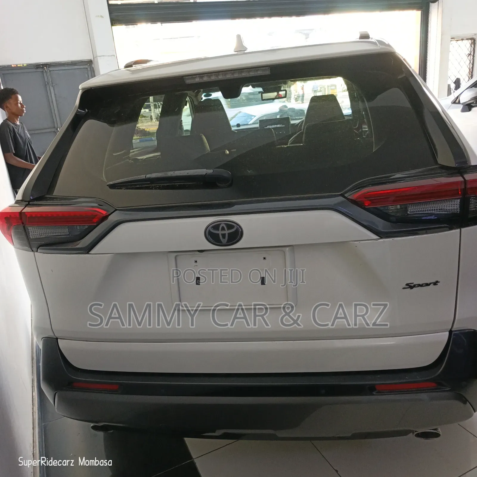 Toyota RAV4 2020 White