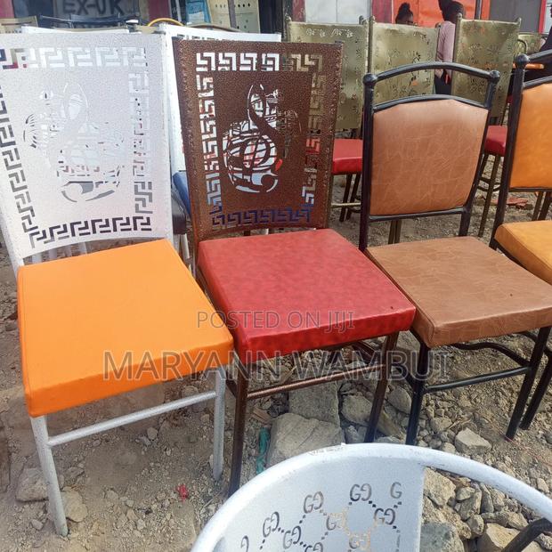 Best Club and Hotel Chairs - thumbnail 3