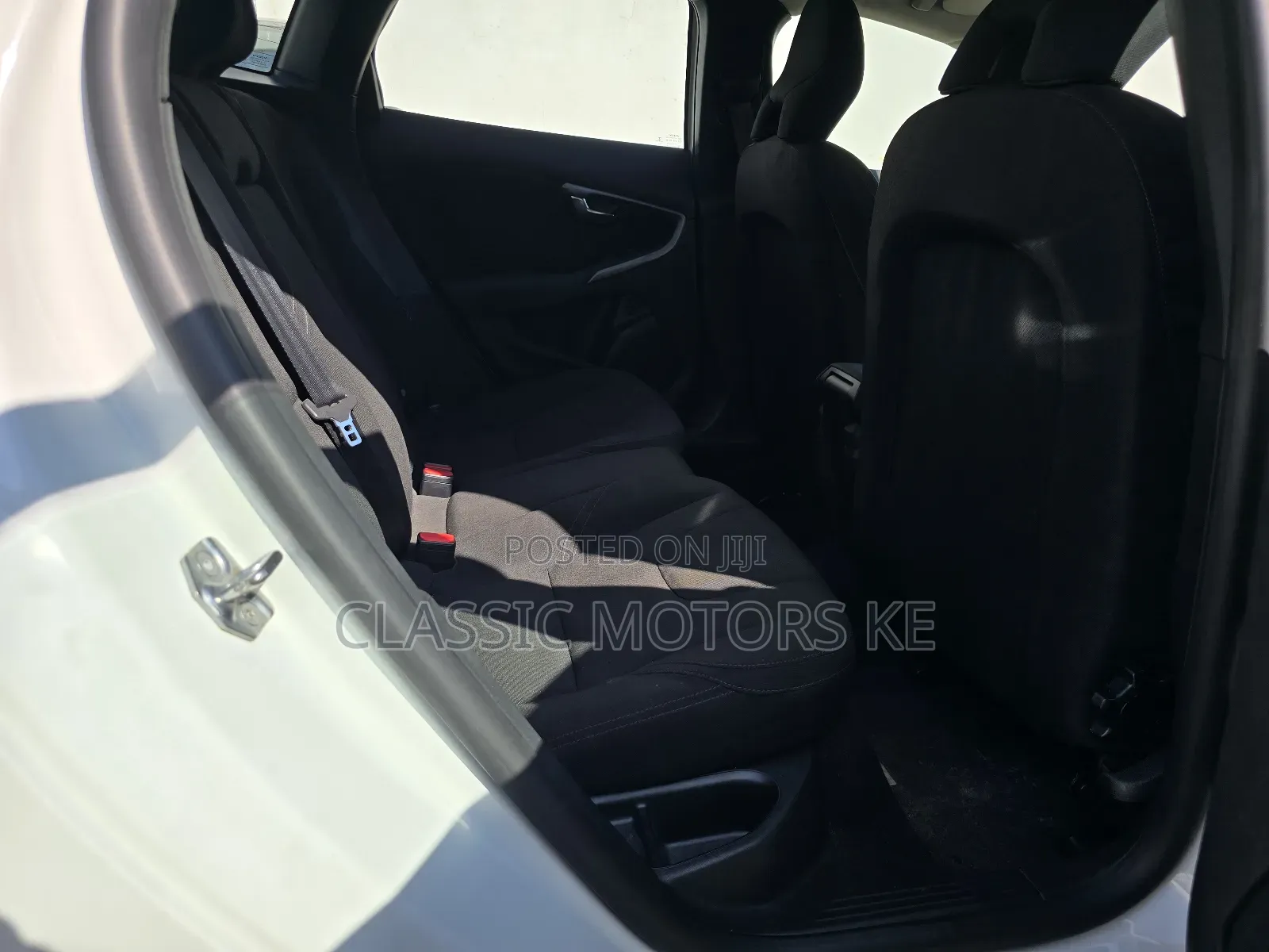 Volvo V40 2019 White