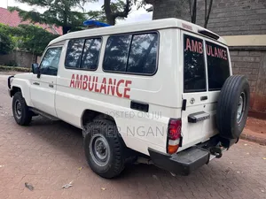Toyota Land Cruiser 2018 White