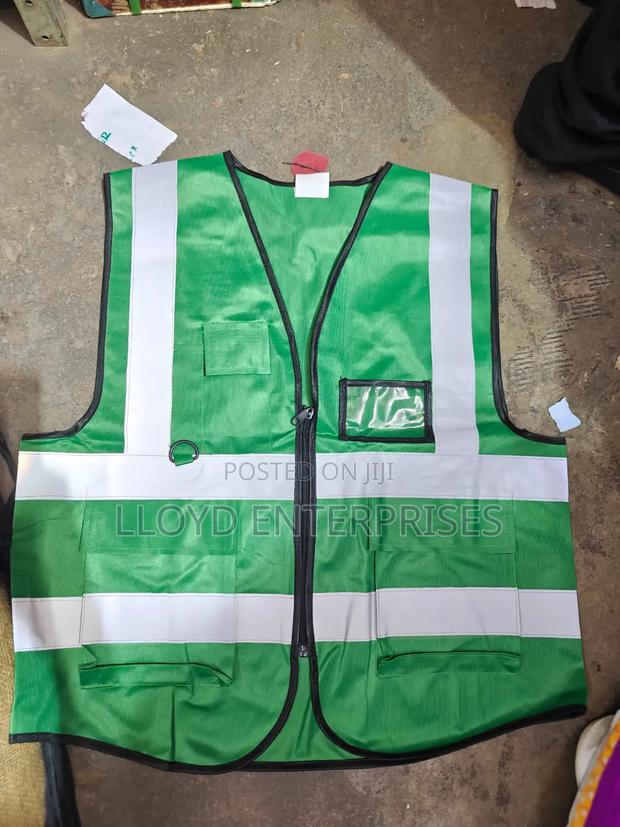 Jungle Green Reflective Vests With Pockets - main view