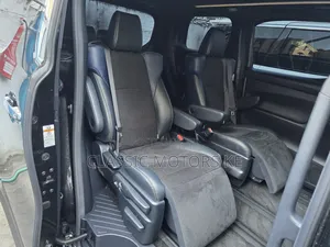 Toyota Vellfire 2019 Black