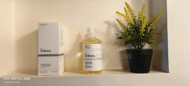 240ml Glycolic Acid Toning Solution - main view