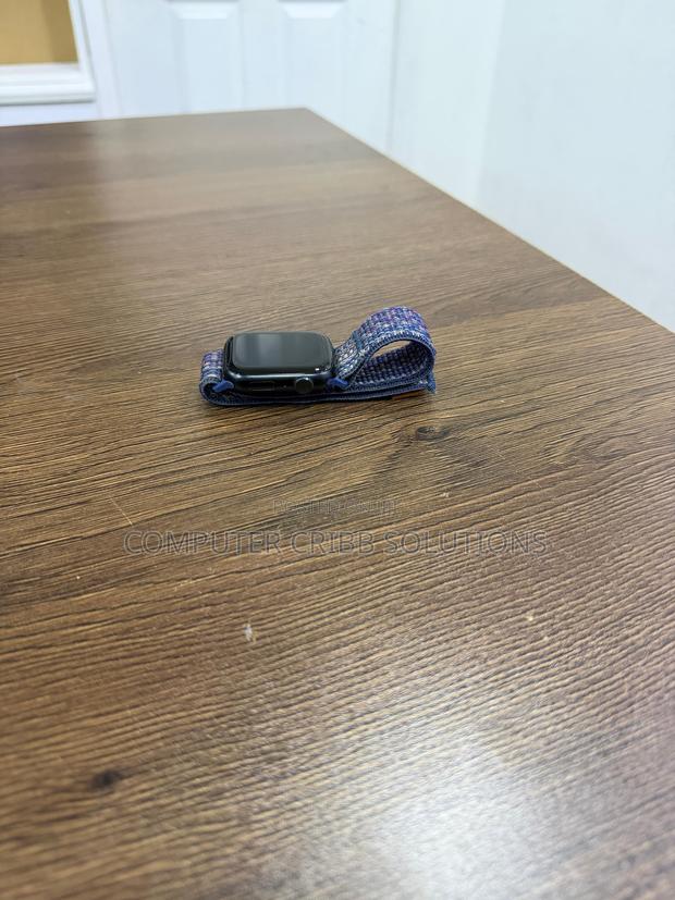 Apple Watch Series 8 – 45mm - thumbnail 3