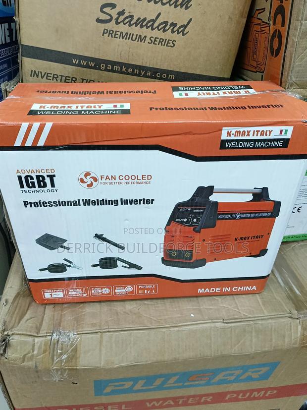 Kmax Italy 200a Welding Machine - main view