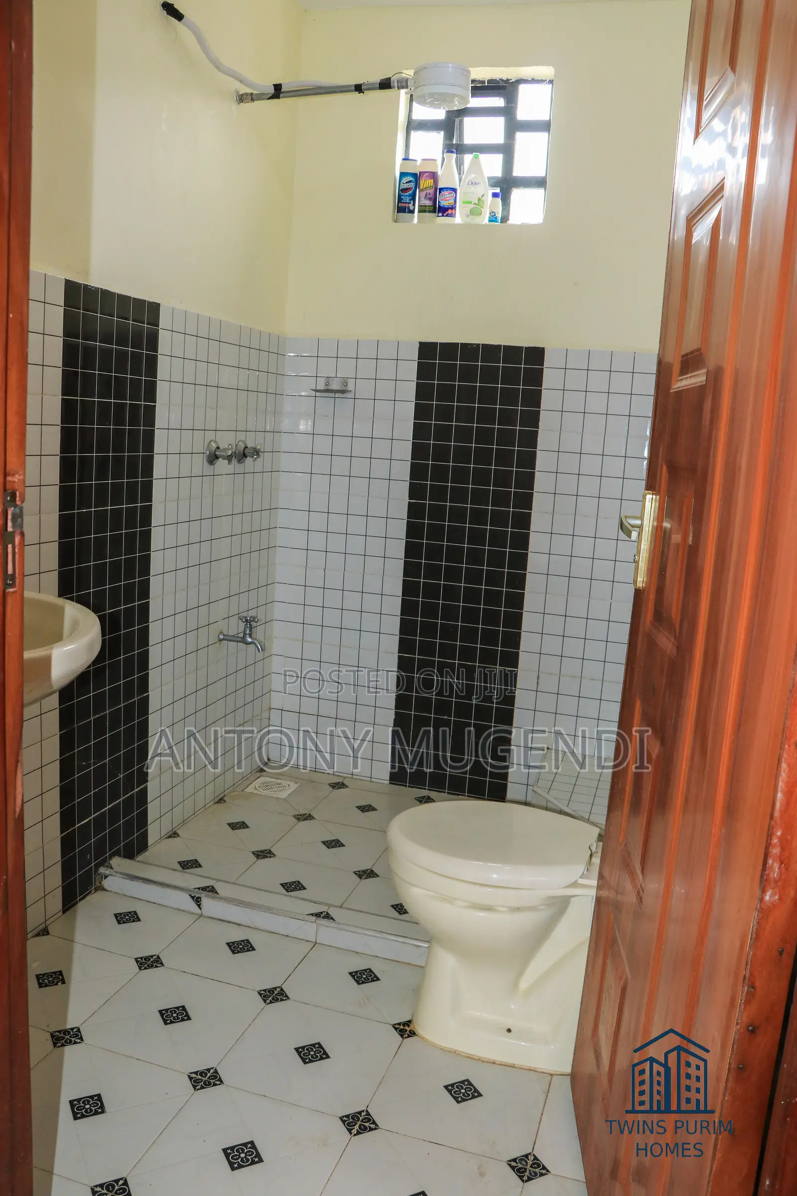Furnished 3bdrm Townhouse/Terrace in Twin Purim, Rimpa for sale