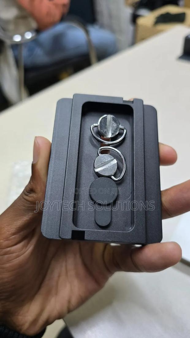 Vt Tripod Shoes Holder - thumbnail 2