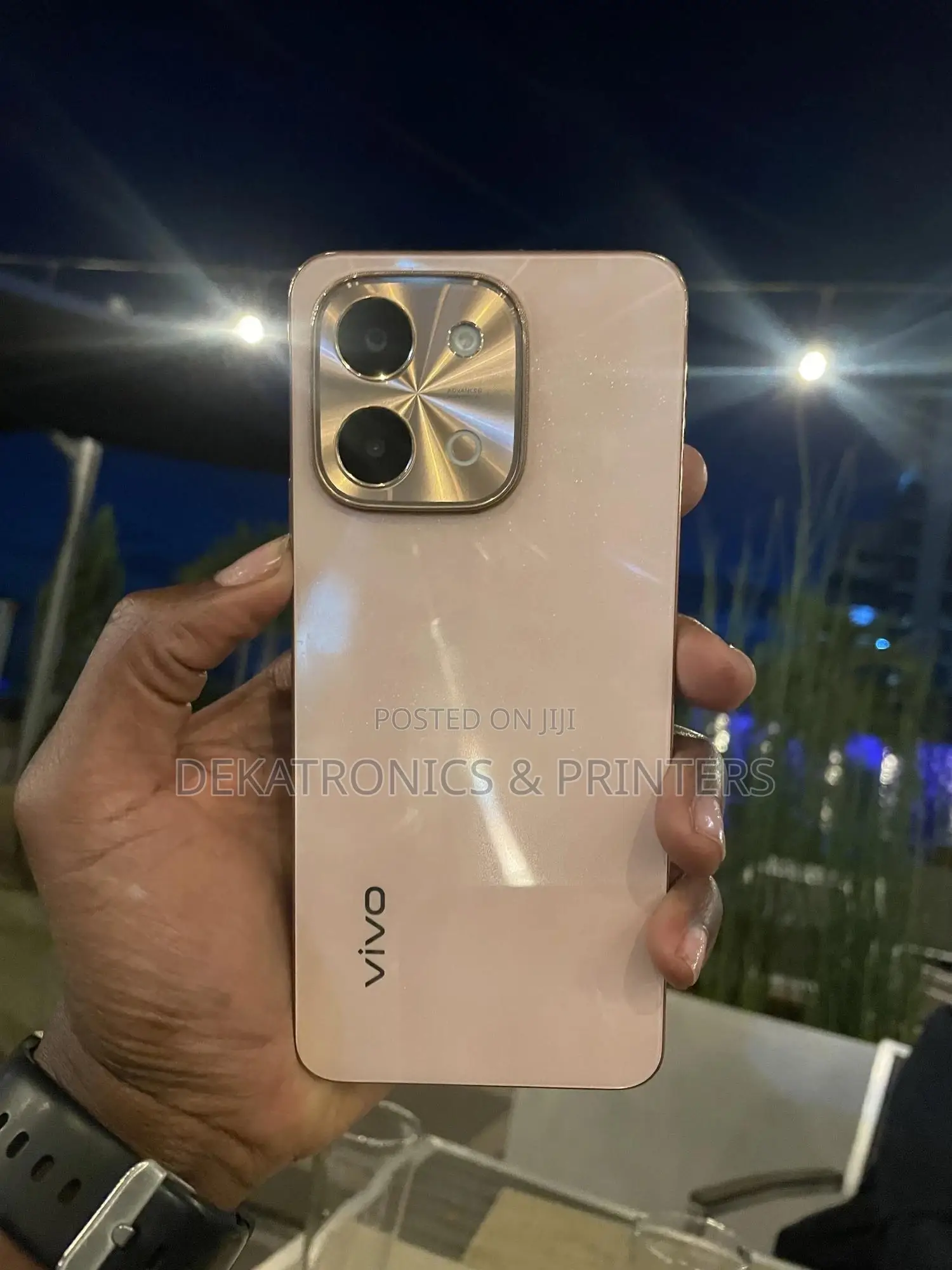 Vivo Y28 8 GB Gold