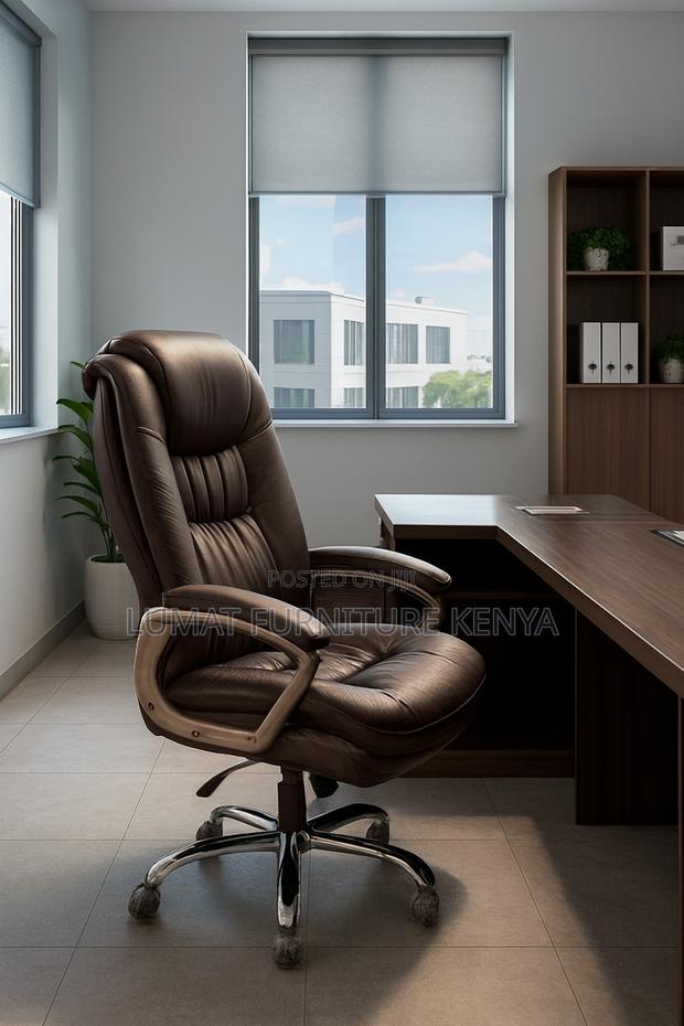 Brown Highback Office Chair - thumbnail 2
