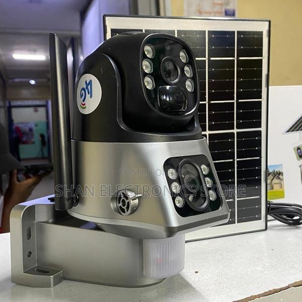 Solar Powered 4g Simcard PTZ Rotating Dual Lens Screen Wireless CCTV - main view