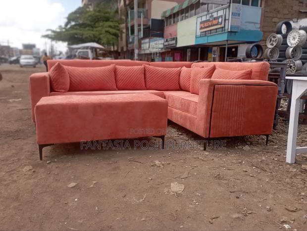 Futuristic Stylish Corner Seat 5 Seater + Ottoman - Pay on Delivery - thumbnail 2