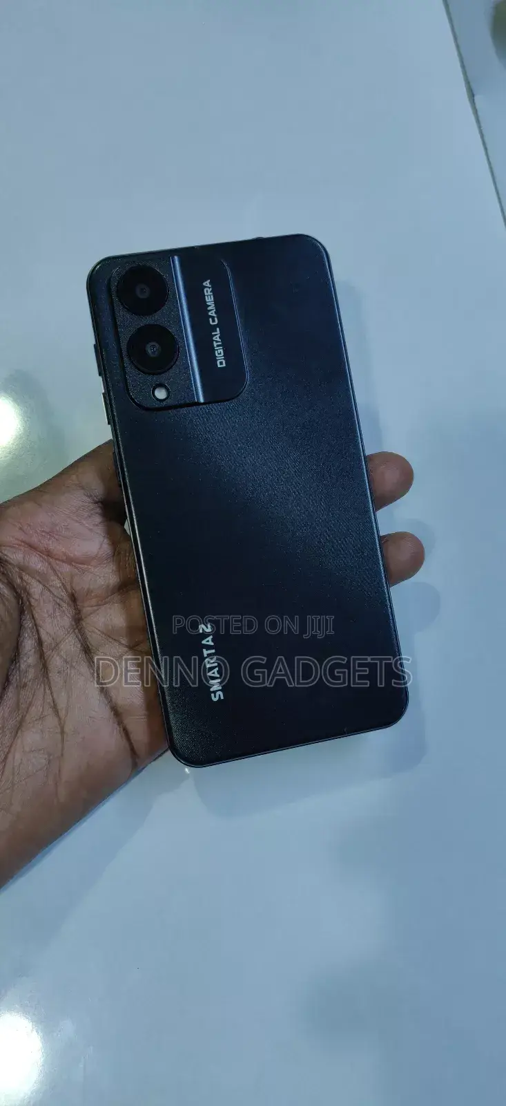 Neon Kicka 4 32 GB Black