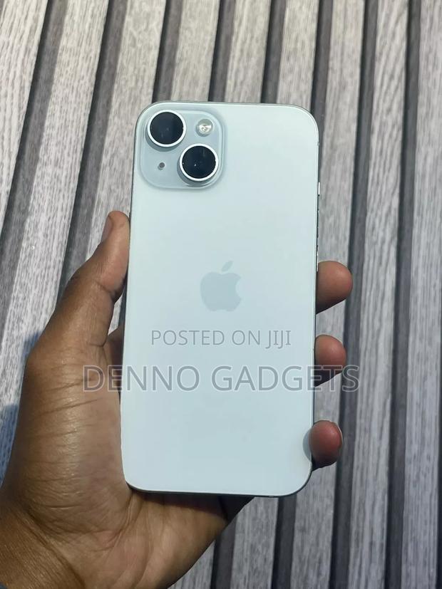Apple iPhone 15 128 GB Blue - thumbnail 2