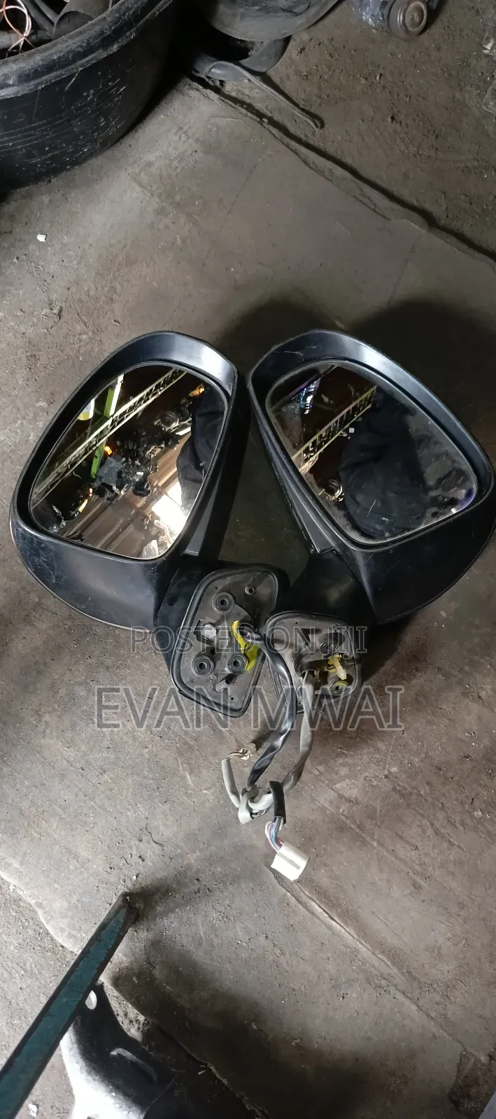 Toyota Ractis 2014 Side Mirror Available